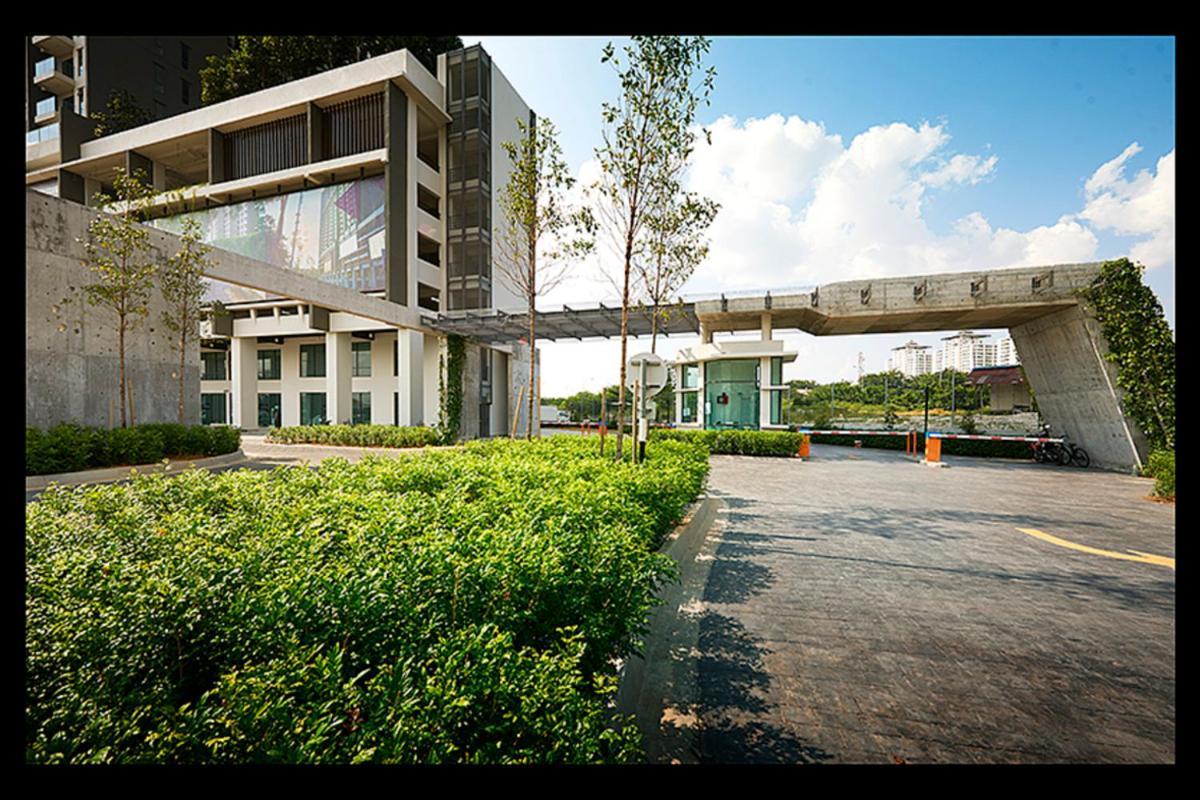 Homestay D'Univ 360 Place スリ・カンバンガン エクステリア 写真